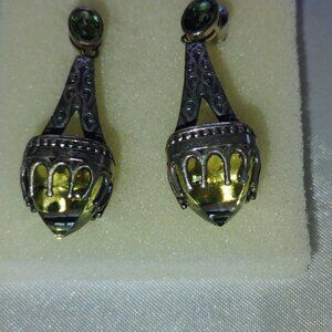 Peridot dangling earrings in sterling silver